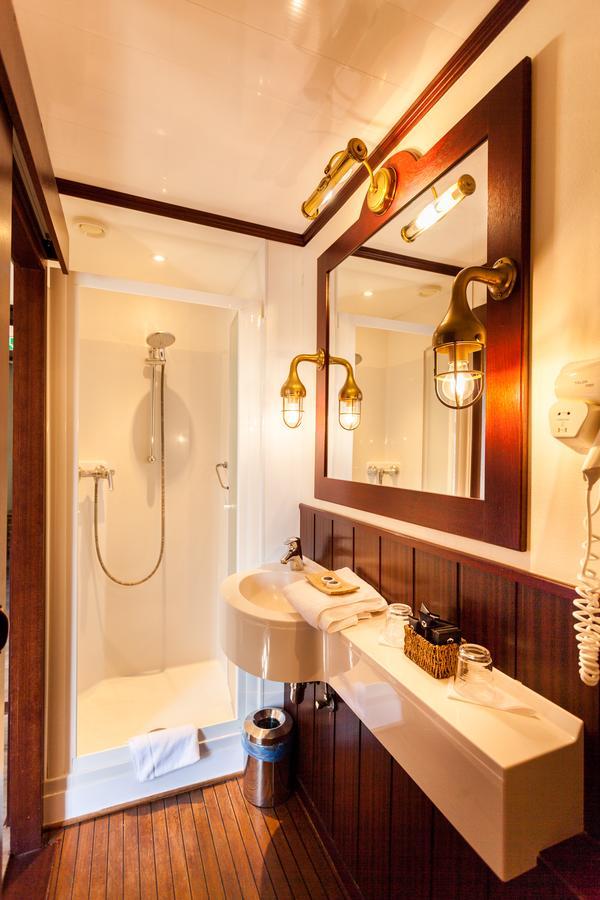 Boat Hotel De Barge Bruges Luaran gambar