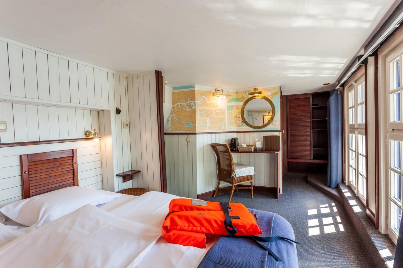 Boat Hotel De Barge Bruges Luaran gambar